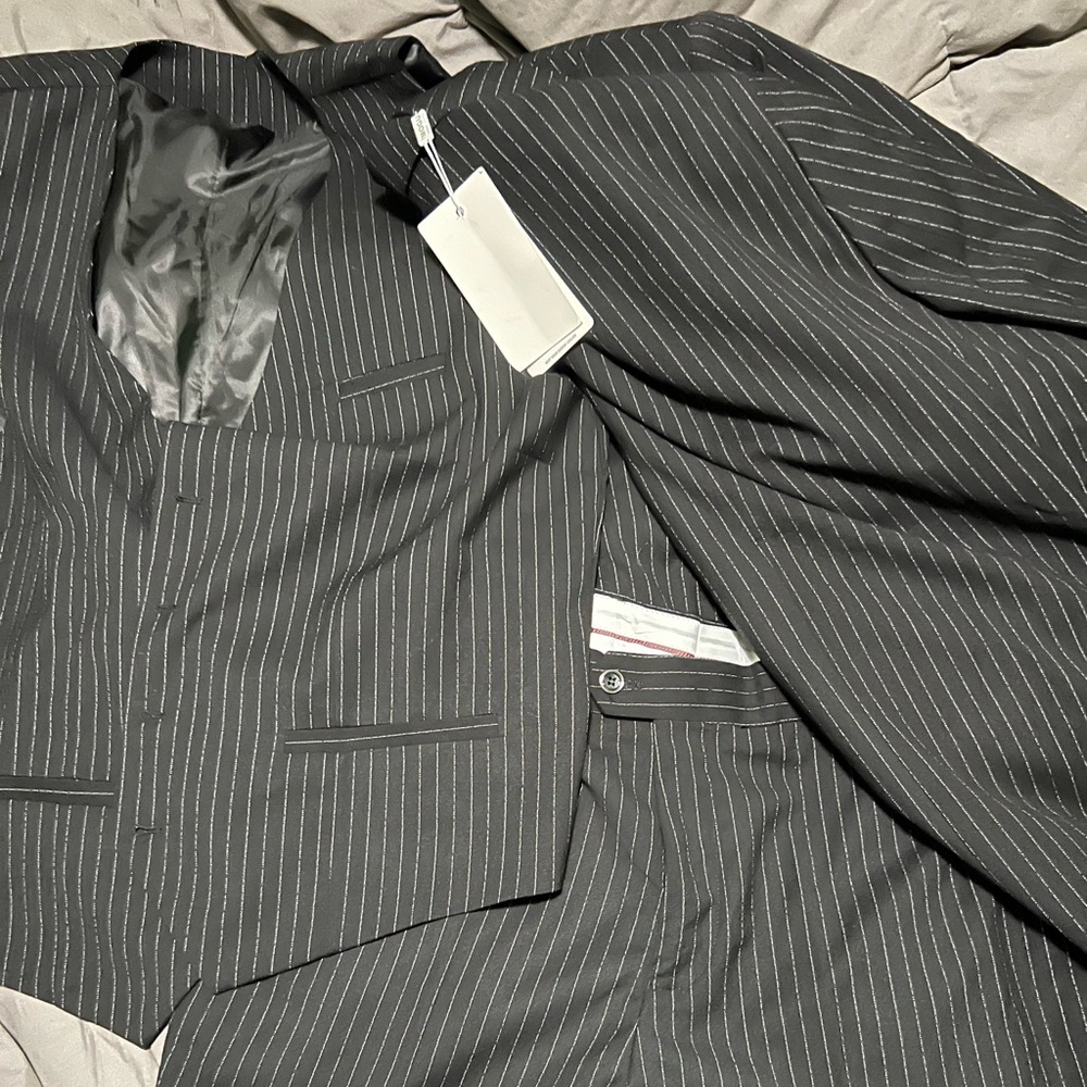 3 piece suit black pin strip, women’s equivalent  to a xl, XXL